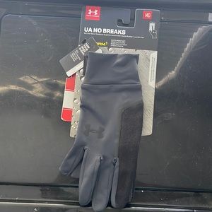 UA running gloves